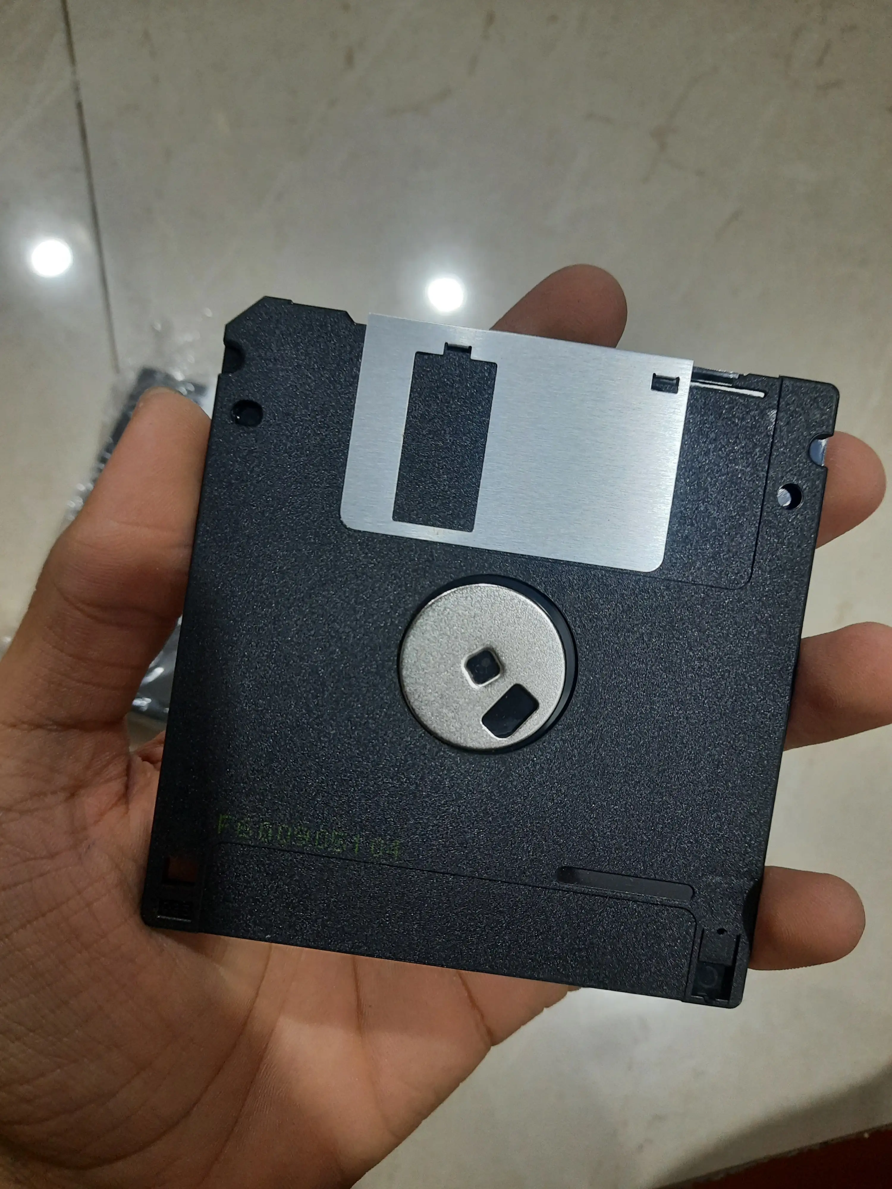 💾